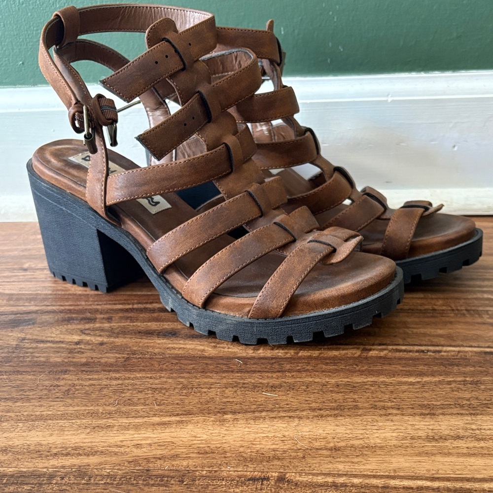 Dirty Laundry Brown Strappy Chunky Heel Sandals